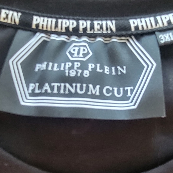 Skull t-shirt - Picture 4 of 5